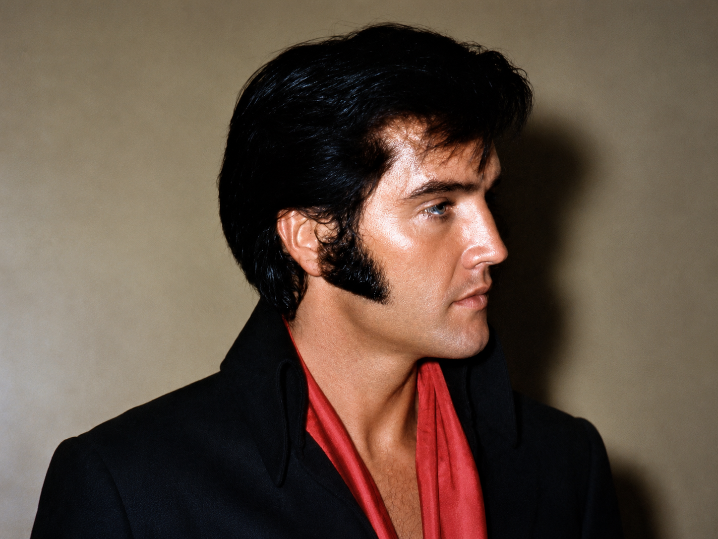 FROM TUPELO TO THE WORLD: HOW ELVIS PRESLEY BECAME A LEGEND