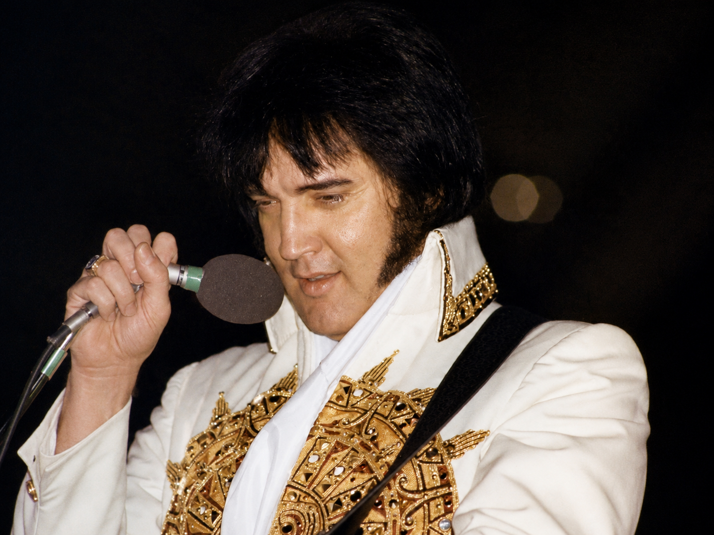 ELVIS PRESLEY’S FINAL PERFORMANCE: A NIGHT THE WORLD WILL NEVER FORGET