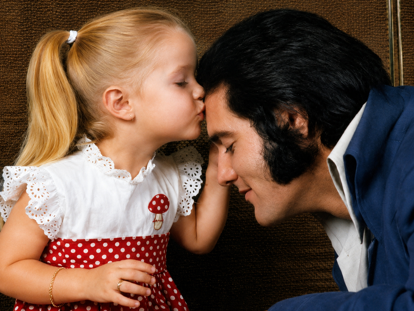 THE HEART OF THE KING: ELVIS PRESLEY’S LOVE FOR LISA MARIE