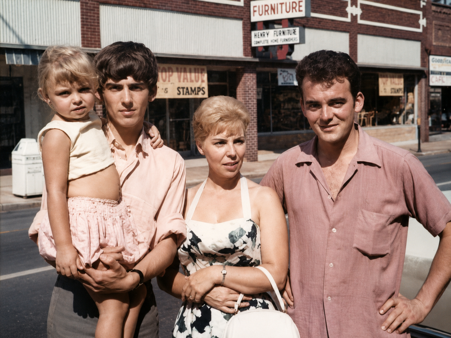 A YOUNG GEORGE HARRISON WITH HIS SIBLINGS – A GLIMPSE INTO THE FAMILY BEHIND THE LEGEND
